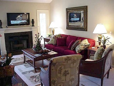 Spacious Living Room w/ Fireplace and HD TV