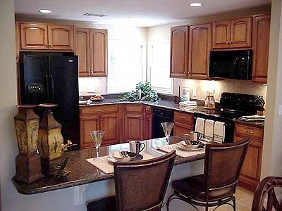 Newly Renovated Kitchen w/ all the Amenities